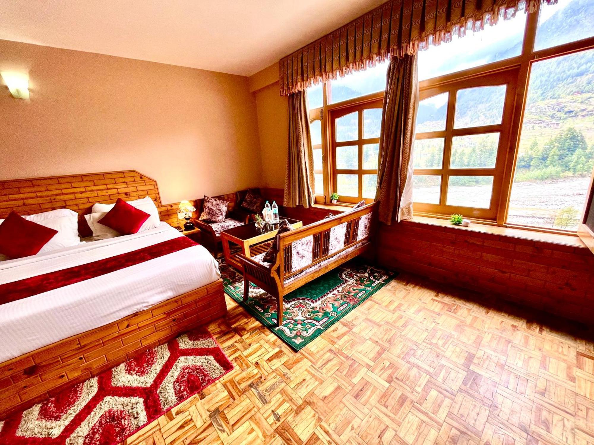 Hotel Hollywood Manali - Scenic River & Mountain View With Premium Rooms Exterior foto