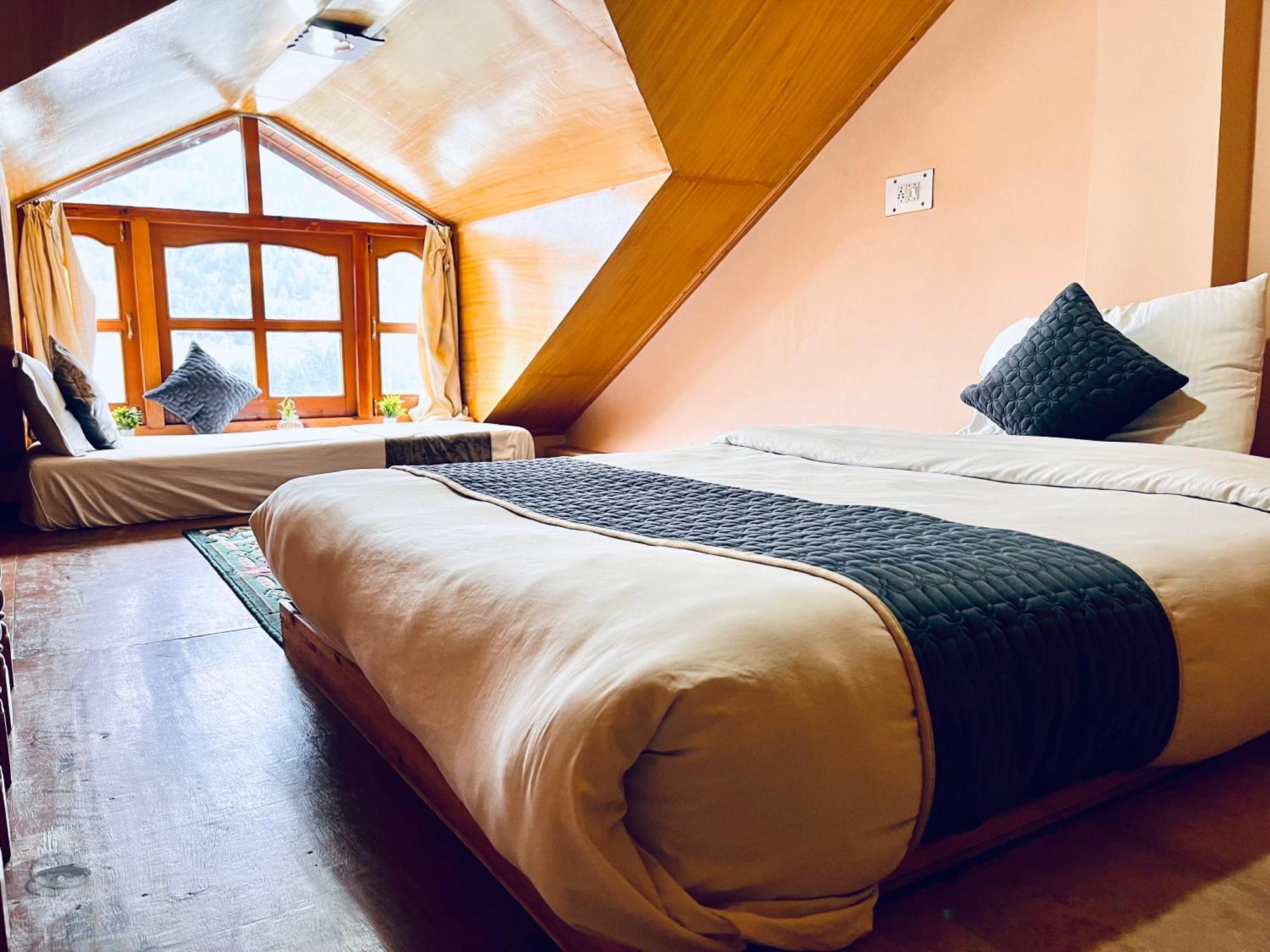 Hotel Hollywood Manali - Scenic River & Mountain View With Premium Rooms Exterior foto